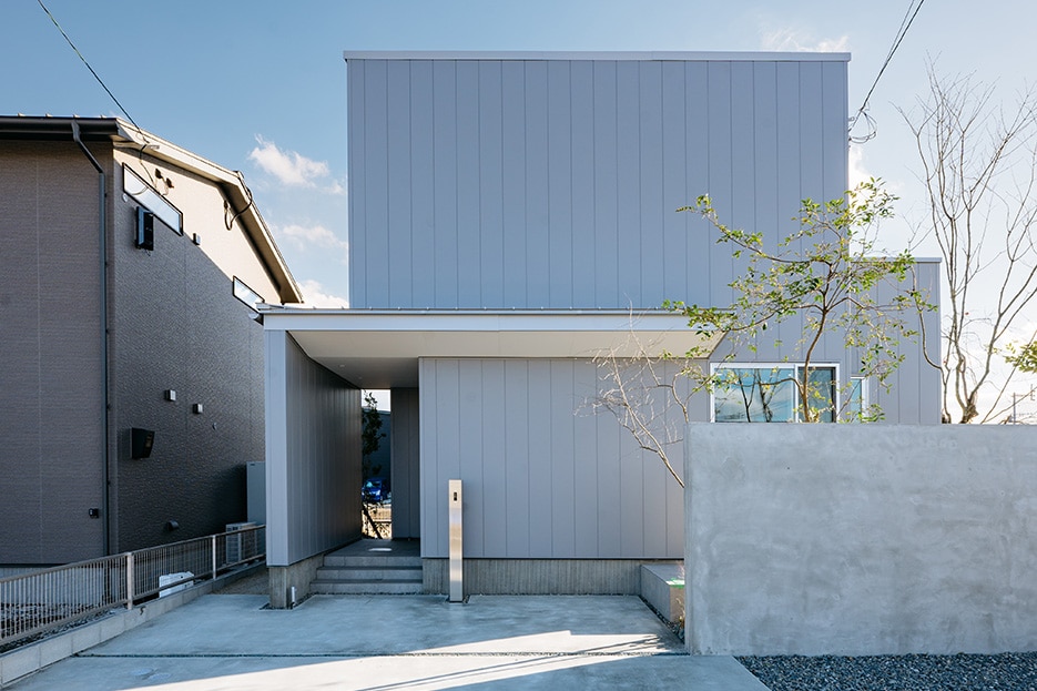 MODEL HOUSE An