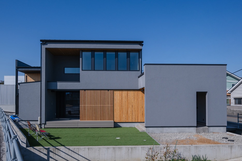 MODEL S-House