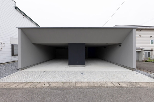 CASE 03 ANNZU HOUSE