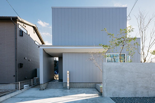 CASE 06 MODEL HOUSE An