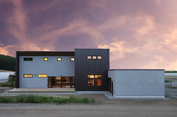 CASE 08 Furano House