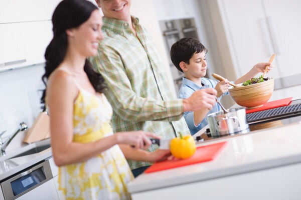 オープンキッチンで育む、家族との触れ合い