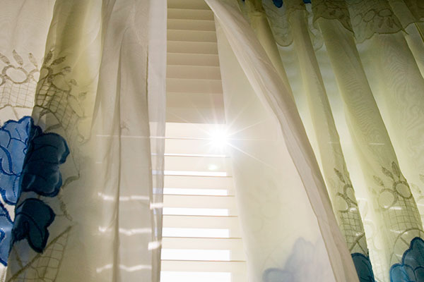 マイホームをもっと素敵により快適に!カーテンの種類と機能