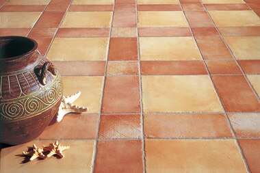 素材や質感重視で選びたい！テラコッタタイルの魅力