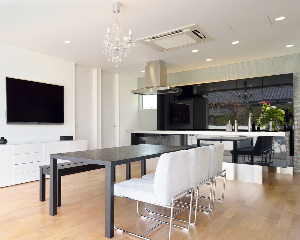 セカンドリビングに打って付け。開放感あふれるデッキスペース