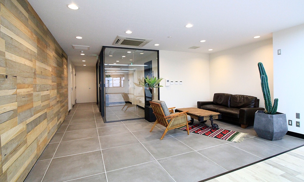 80年代アメリカの倉庫をイメージしたエッジドビンテージなオフィス