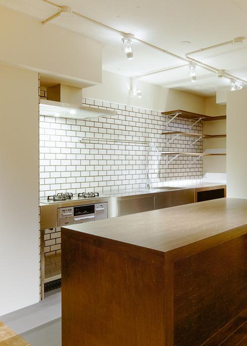 こだわりが生んだ大人のキッチンスペース