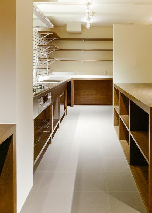 こだわりが生んだ大人のキッチンスペース