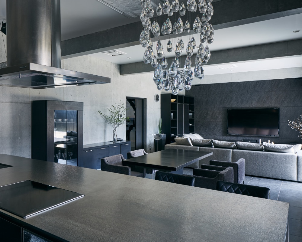 コンクリート打ちっぱなしのエレガントなリビングルーム