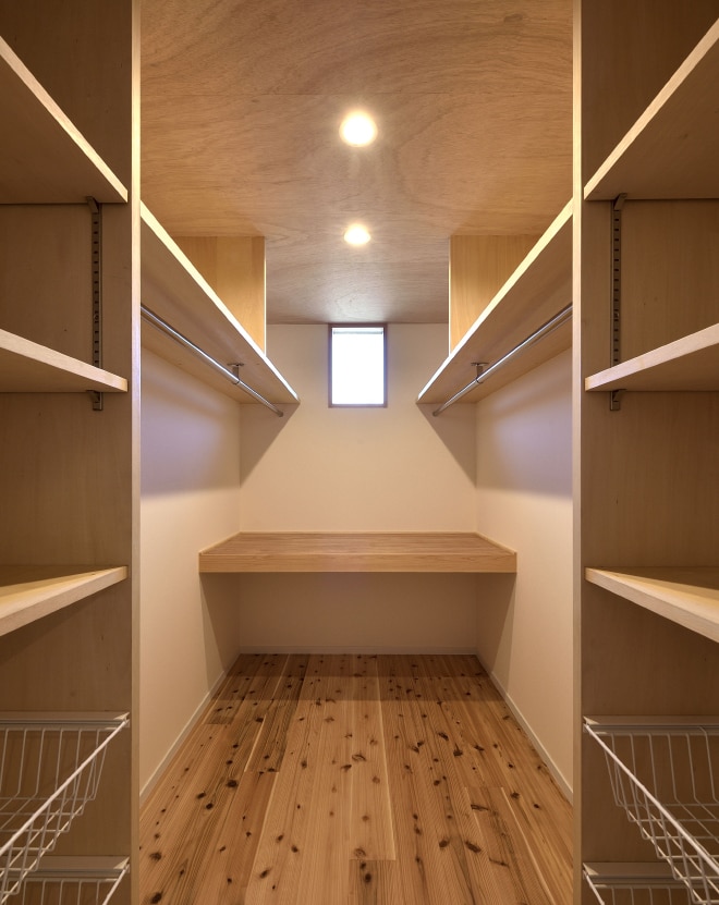 大容量収納が可能なウオークインクローゼット