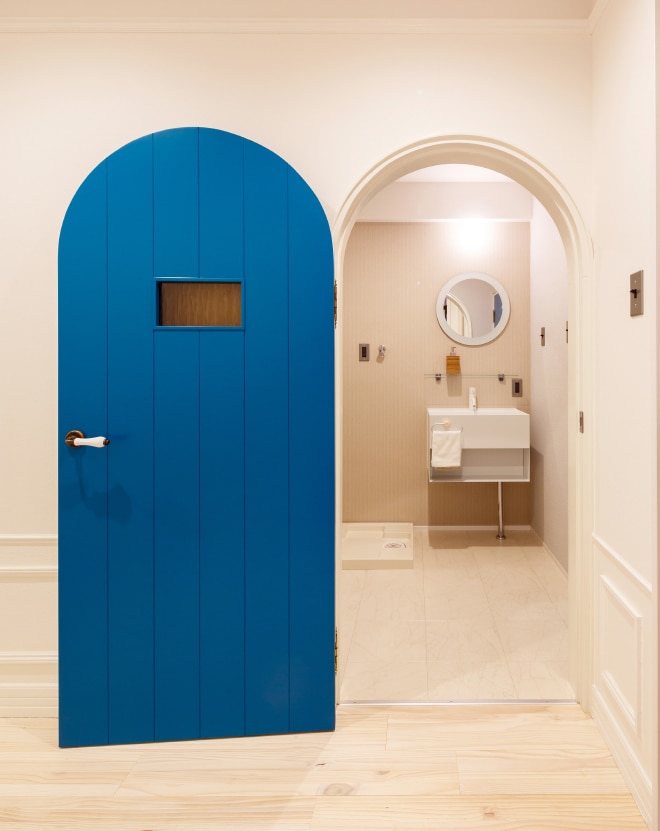 パリのアパルトマンをイメージした洗面スペース