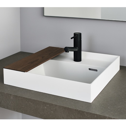 フッカ 450 ホワイトと組み合わせた様子