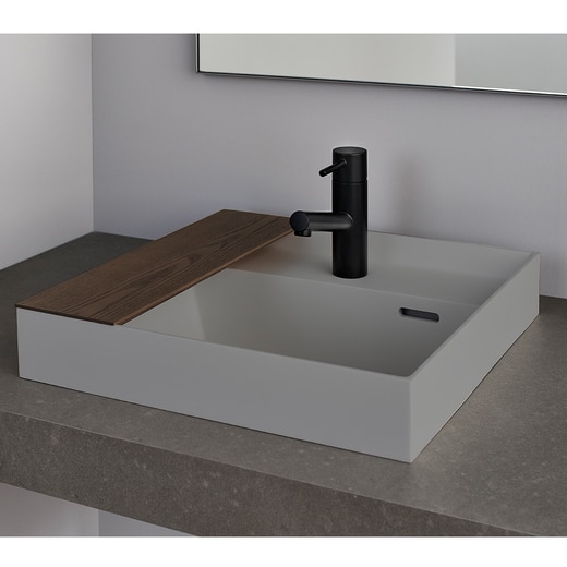 フッカ 450 グレーと組み合わせた様子