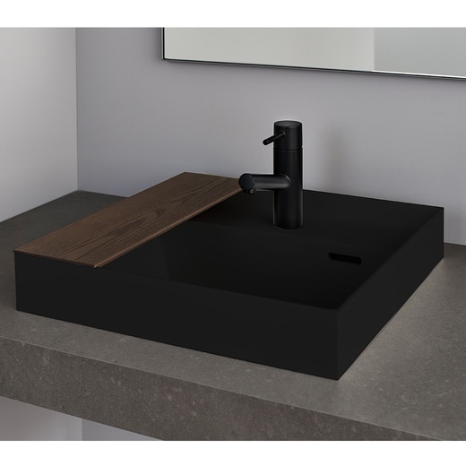 フッカ 450 ブラックと組み合わせた様子