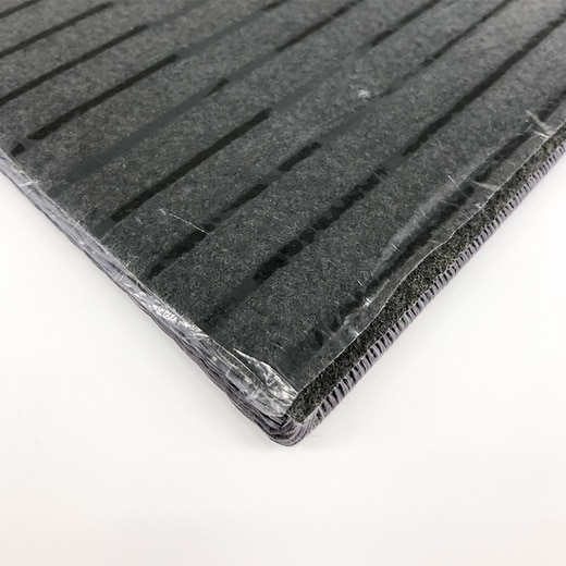 裏面保護フィルムの様子