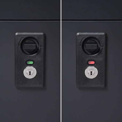 宅配ボックス外部鍵の様子（緑：受取可 赤：使用中）