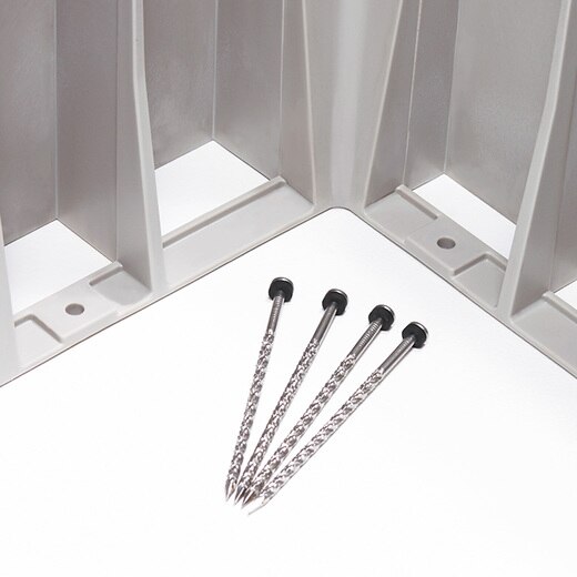 付属のペグ（材質：SUS304）