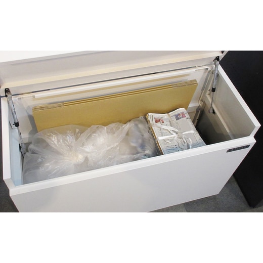 画像：ホワイト