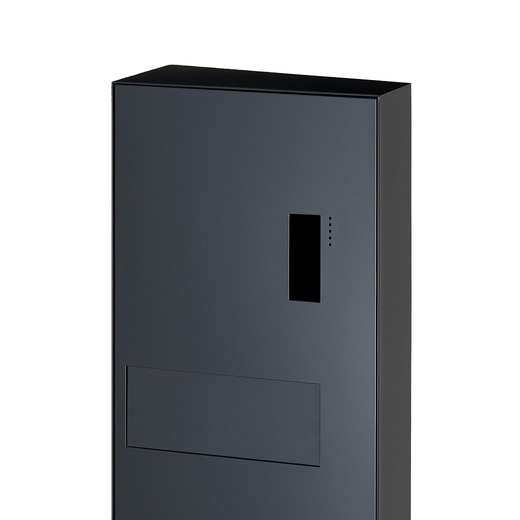 フラットな形状（写真は右吊元です）