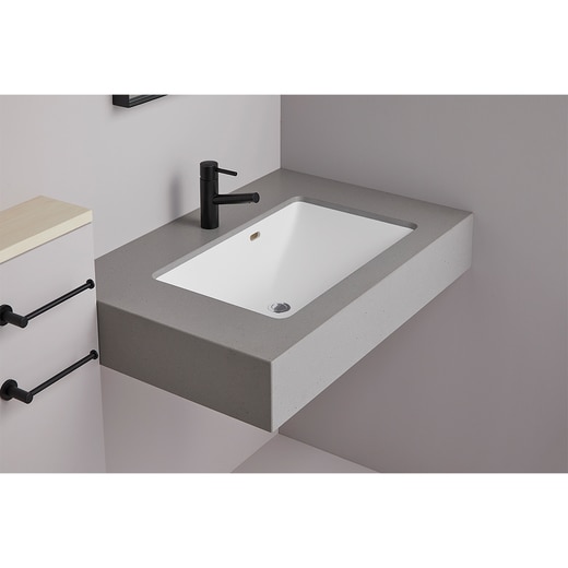 写真：コンクリートW900です。