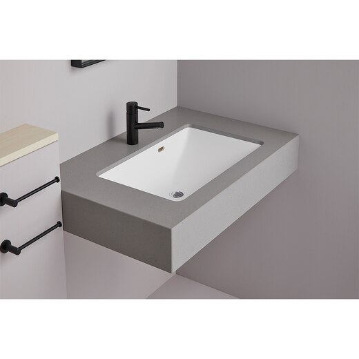 写真：コンクリートW900です。