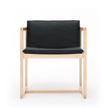 REN クリアー FRAME with ブラック Leather Cushion