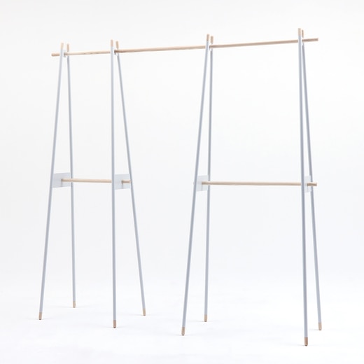 オプションのジョイントロッドを組み合わせれば、2台を連結させて使用することも可能です。