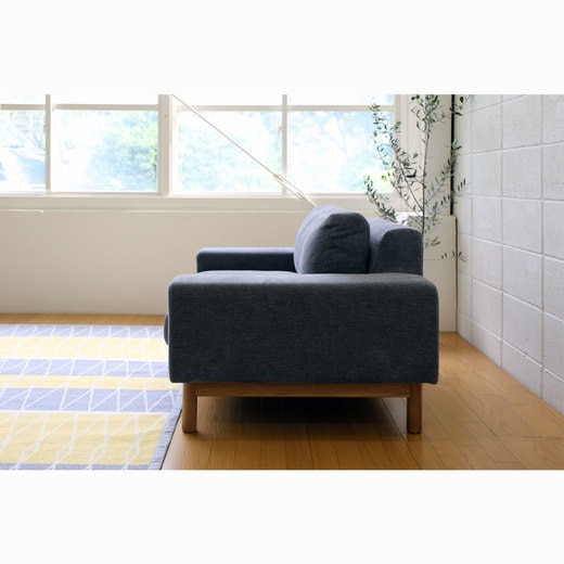 横からの様子（カラー：グレー）