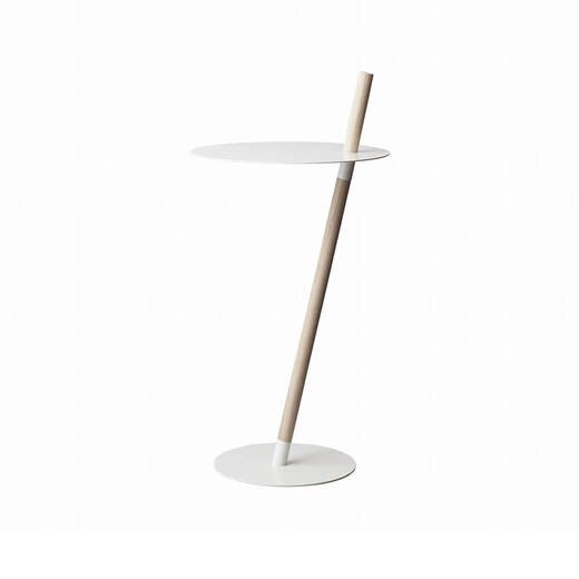 美品　TUBE&ROD ホワイト サイドテーブル　ナイトテーブル TUBE&ROD ホワイト(FU25549)｜インテリア・家具の通販｜ミラタップ（旧