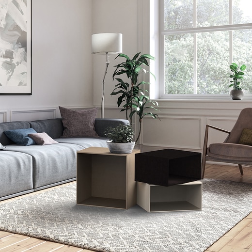 左：V-TISS LIGHT スクエア ヨーロピアンチェリー / 右上：V-TISS LIGHT ハーフ ブラックレザー / 右下：V-TISS LIGHT ハーフ ホワイトウォールナット