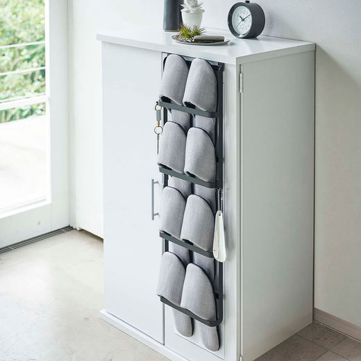 引っ掛け式スリッパラック ブラック(FU27199)｜収納の通販｜ミラタップ