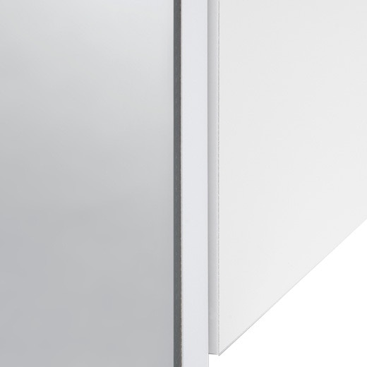 寄りの様子（画像：ホワイト）