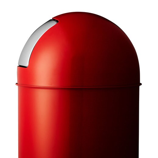 ゴミを捨てやすい計算された角度と高さです(カラー：レッド）