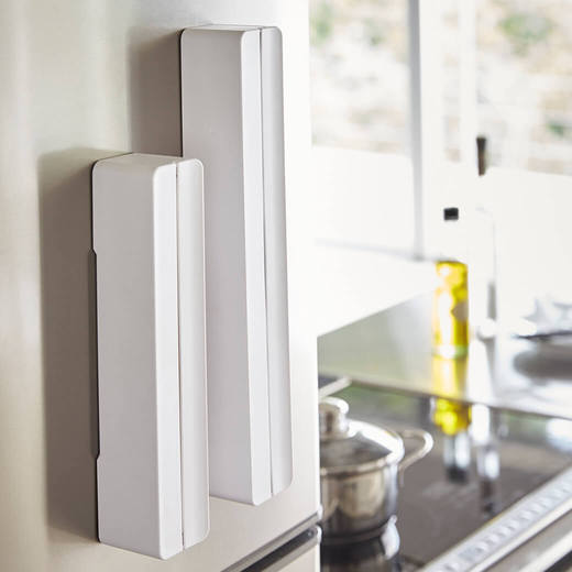 左：Sサイズ / 右：Lサイズ