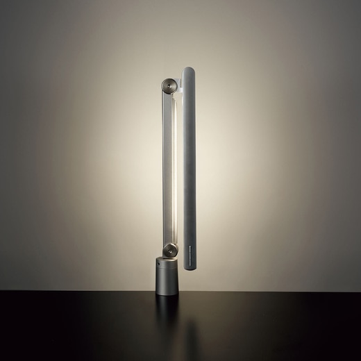 90°折りたたむとアンビエントモードになります