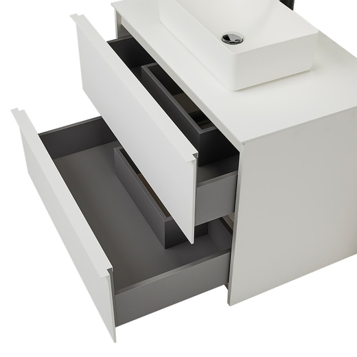 内部の様子（写真：W900ホワイト）