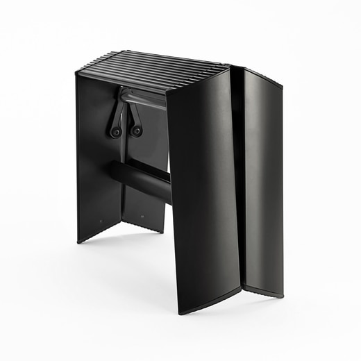 折りたたんだ状態でも自立可能