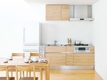 システムキッチン　オーク材／ウォールナット材