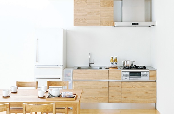 システムキッチン　オーク材／ウォールナット材