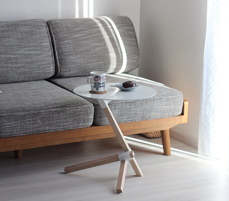 DUENDE TRE SIDE TABLE｜テーブル・デスク（机）｜インテリア・家具の  