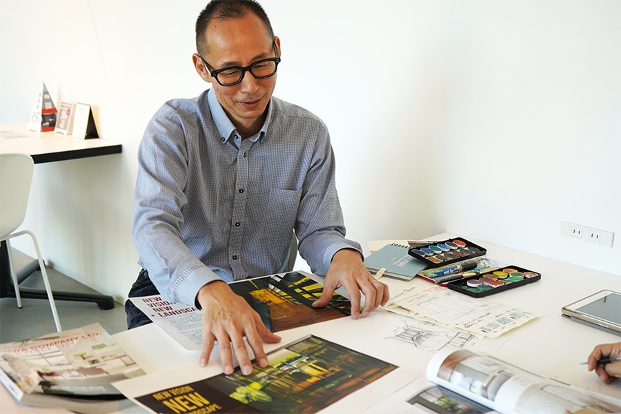 《クアドロスリム》を企画・開発した、当社企画開発課の多田