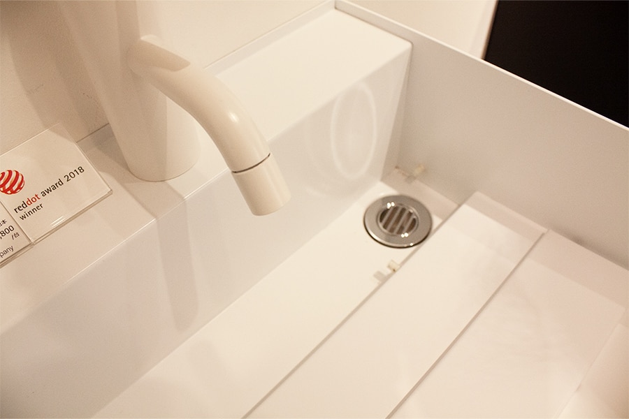 排水口に水たまりができないよう排水口位置にこだわり
