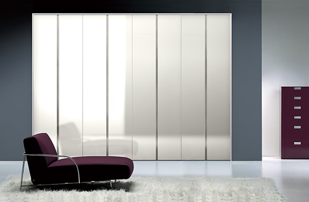 クローゼットドア