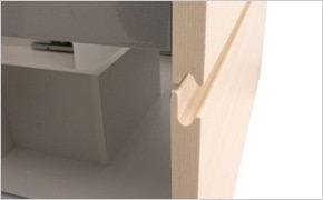 デザインと使いやすさを兼ね備えた手掛かり部分