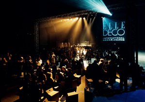 エル・デコ・インターナショナル・デザイン・アワード受賞の様子