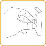 2. タブを対面のフックに引っ掛ける