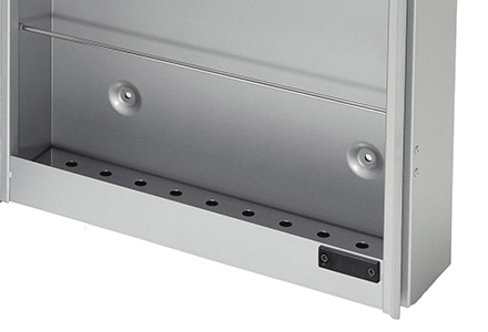 投函口や鍵穴も目立たせずセキュリティ性を保ちながらもスタイリッシュなデザインに