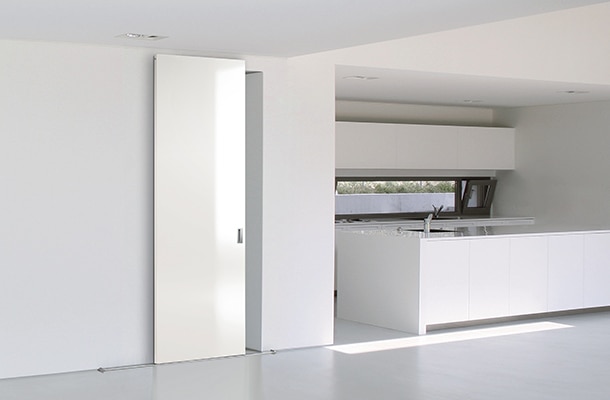 アウトセット引き戸