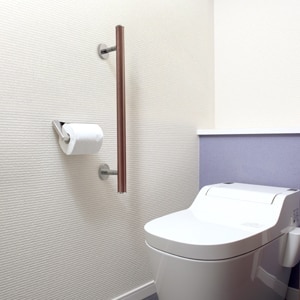 手すりを使ったおしゃれな事例2．家具のように空間へ溶け込む機能美