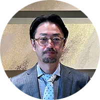 柏木工株式会社　小槻 敦也様